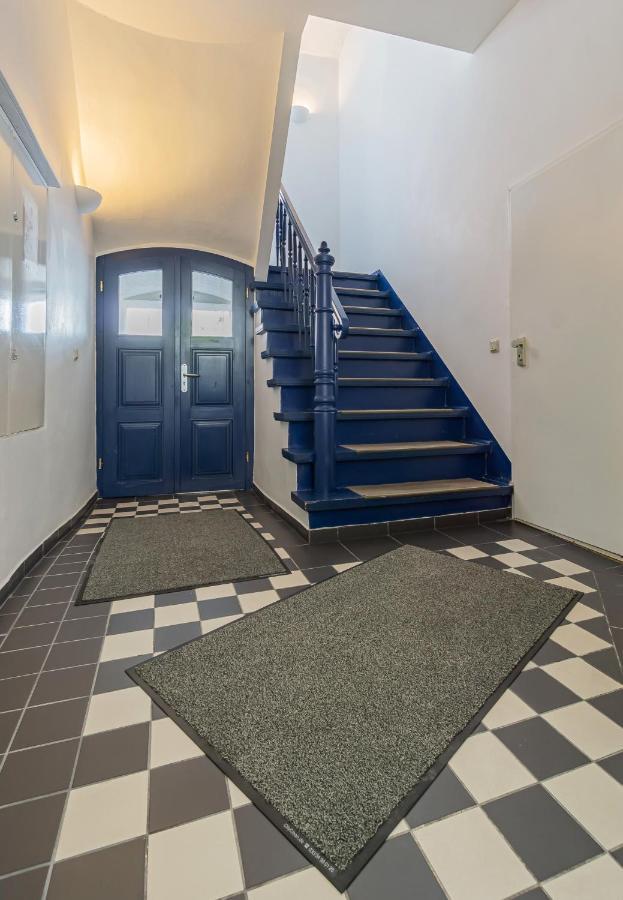 Modernes Apartment - Zentral, Ruhig, Wlan, Netflix, Kueche, Schreibtisch, Parkplatz, Waschtrockner Cottbus Exteriör bild